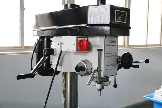 fresadoras de perforación del taladro ZAY7032 de la máquina del molino de tres ejes